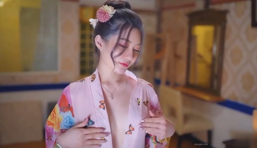 白领兼职-兰花雅阁