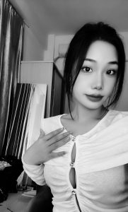 大二学生-兰花雅阁