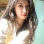 颜值美女配合度高-兰花雅阁