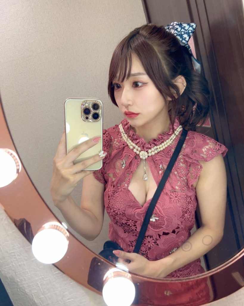 sexyhub.cc_152833gdti2dcs90r06745