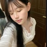 清纯邻家女孩-兰花雅阁