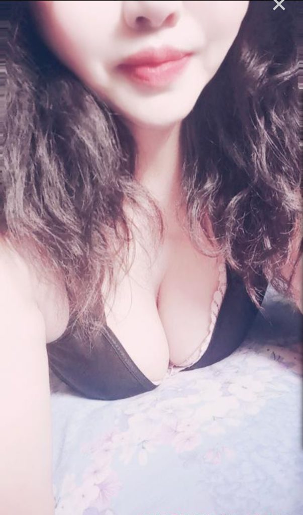 Screenshot_2023-12-06-21-35-33-833_com.mmbox.xbrowser.pro-edit