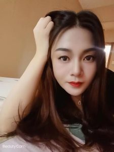 颜值小冰-兰花雅阁