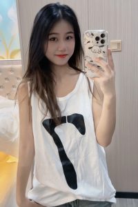 清纯细腻乖巧妹子-兰花雅阁