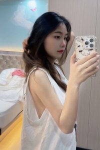 清纯细腻乖巧妹子-兰花雅阁