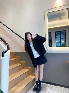 大三学生挣生活费-兰花雅阁