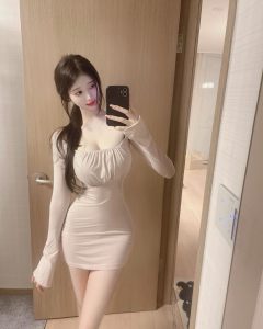 大胸俏皮萌妹-兰花雅阁