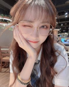 大奶嫩妹-兰花雅阁