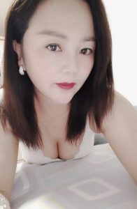 潘家园大奶子姐姐-兰花雅阁