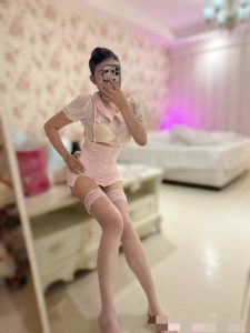 制服洋洋妹妹-兰花雅阁