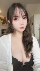 36D大奶美女少妇-兰花雅阁